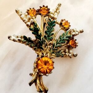 Exquisite Vintage 1930's Scottish Heather Brooch With Amber Stones